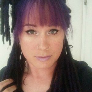 Meet your Posher, Valentina